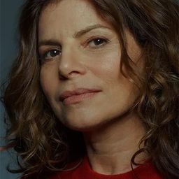 Débora Bloch 飾演 Clarice