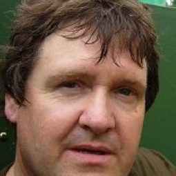 Don Austen 飾演 Ghost of Christmas Present (performer) / Ghost of Christmas Yet to Come (performer)