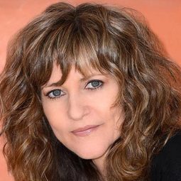 Lisa Roth 飾演 Spirit Of Christmas Present (singing voice)