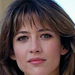 蘇菲·瑪索 - 囚犯演員 飾演Mathilde Leroy