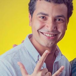 Mohamed Anwar 飾演 سعادة