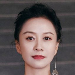 倪虹潔 - 日月演員 飾演