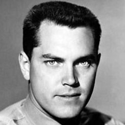 Jeffrey Hunter 飾演 David Martin