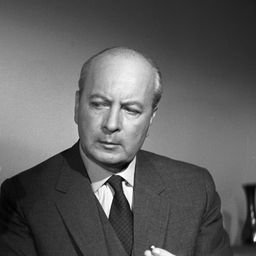 濟斯瓦夫·莫澤斯基 - 西盤半島戰役演員 飾演Lt. Col. Wincenty Sobociński