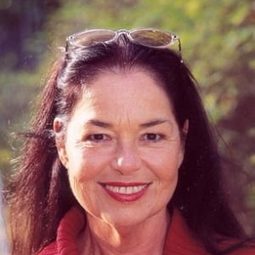 Regina Lemnitz - 小刺蝟與魔法水石演員 飾演Greta (voice)