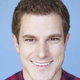 傑克·格林 飾演 Greedo / Poe Dameron / Snowtrooper (voice)