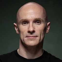 Michael Bean - 39號特案演員 飾演Co-Worker