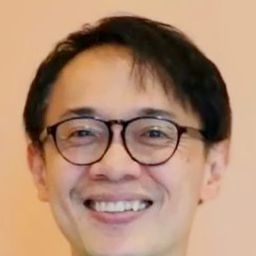 Sunon Wachirawarakarn 飾演 Perth's Doctor