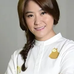 海裕芬 飾演 Maggie