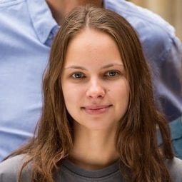 Barbara Prakopenka - Skin Creepers演員 飾演Sasha Blue