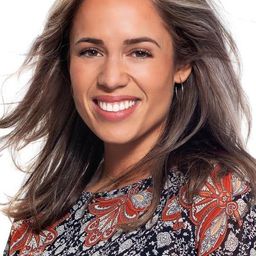 寧克·普拉斯 飾演 Pam