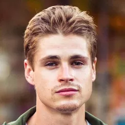 Fletcher Donovan 飾演 Keene