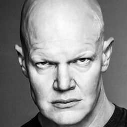 德瑞克·米爾斯 飾演 Hawes