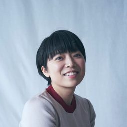 田島有魅香 飾演 Enari
