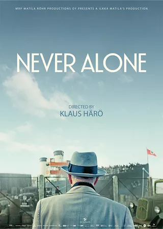 《Never Alone》電影海報