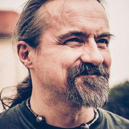 Tomáš Karger - 傲嬌公主的奇幻冒險演員 飾演Vyslanec Půlnočního království (voice)