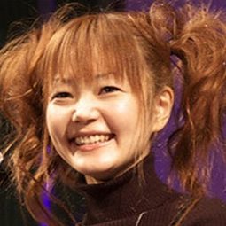 望月 久代 - xxxHOLiC 籠演員 飾演Moro (voice)