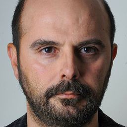 Ali Mosaffa 飾演 Majid