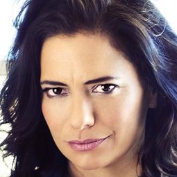 Sandra Speichert - Kiss and Cry演員 飾演Rosita