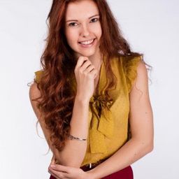 艾拉妮·德克 飾演 