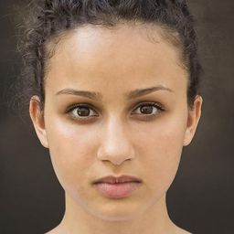 歐萊雅·阿瑪拉 飾演 Zahia Ziouani