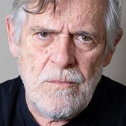 José de Abreu 飾演 Fernando