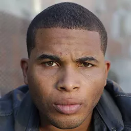 Devon Libran 飾演 Wrestling Announcer (voice)