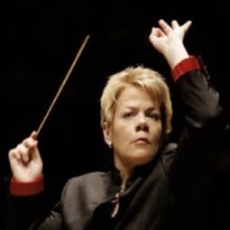 Marin Alsop 飾演 Self