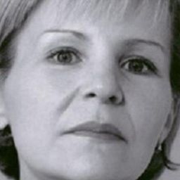 Arina Nesterova - Vera演員 飾演