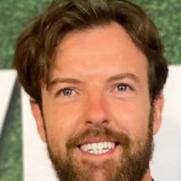 Edward Drake - 獵殺時刻導演