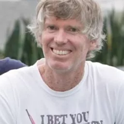 Cormac Wibberley - 第六發現編劇