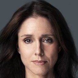 茱莉．泰摩 - 黑澤明的道路演員 飾演Self