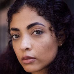 Dominique DuVernay - 割喉之城演員 飾演Yolanda