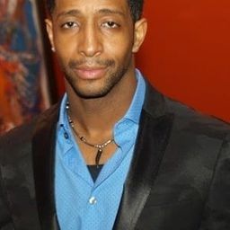 Troy T. Parham 飾演 Dave