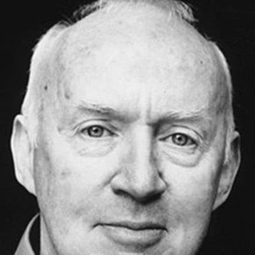 Jim Norton 飾演 Herr Liszt