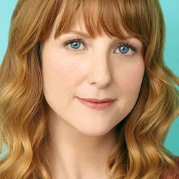 Terryn Westbrook 飾演 Denise