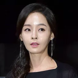 尹雪喜 飾演 Registered nurse