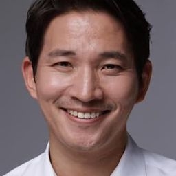 Kim Sung-gon 飾演 Buyer