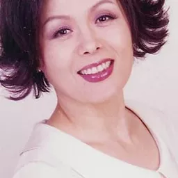 申信愛 飾演 Gi-tae's mother