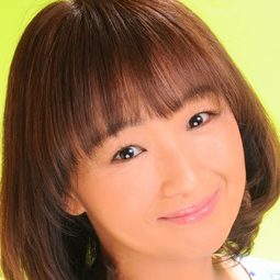 倉田 雅世 - 名偵探柯南：紺碧之棺演員 飾演Kimiko Yamaguchi (voice)