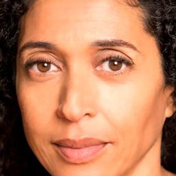 薇森塔·恩東葛 飾演 Dancer