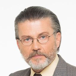 Kostas Kazanas 飾演 Kotoglou