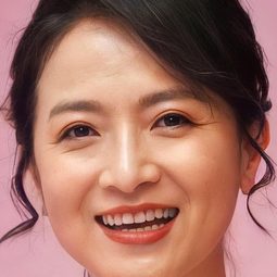 謝瓊煖 飾演 Auntie Chang