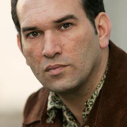 Enrique Arias - Night Ride Home演員 飾演Desk Clerk