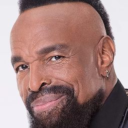 怪頭 T 先生 飾演 Clubber Lang