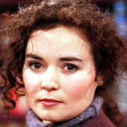 Jayne Ashbourne 飾演 Hannah