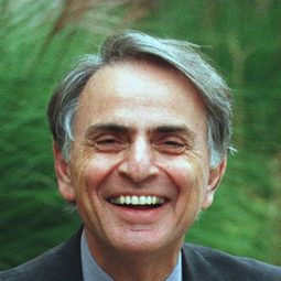 Carl Sagan 飾演 Self