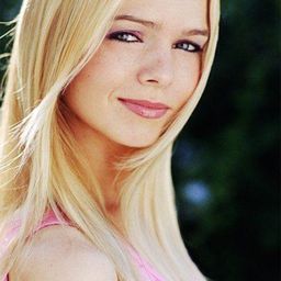 Sanya Mateyas 飾演 Linda