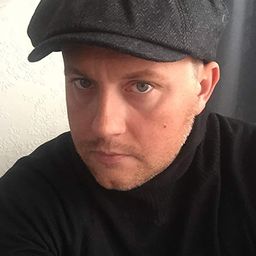 Bradley Wj Miller - 覆巢之戰演員 飾演Grieving Father