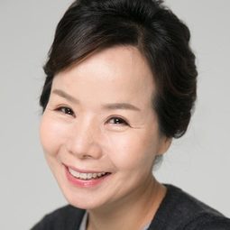 Jung Ae-hwa 飾演 Neighbor